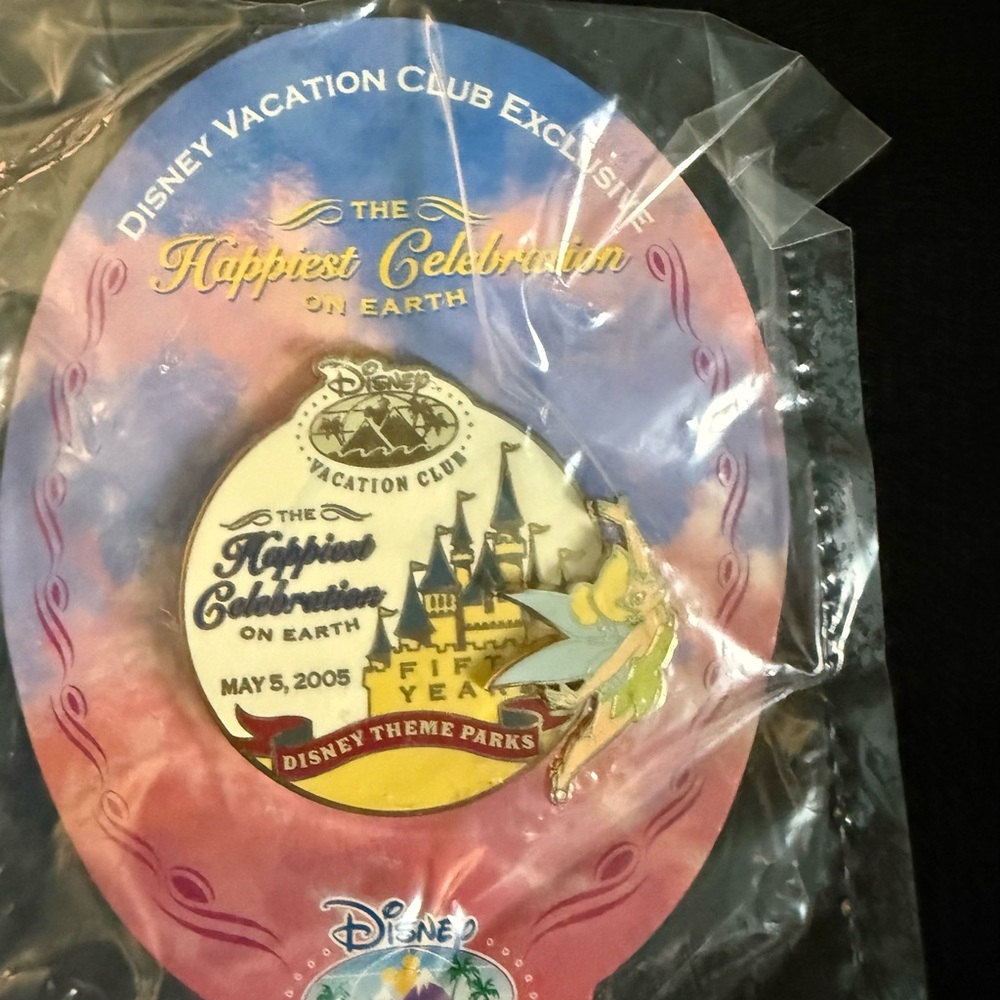 Disney Vacation Club Celebration Pin - Pink and Gold